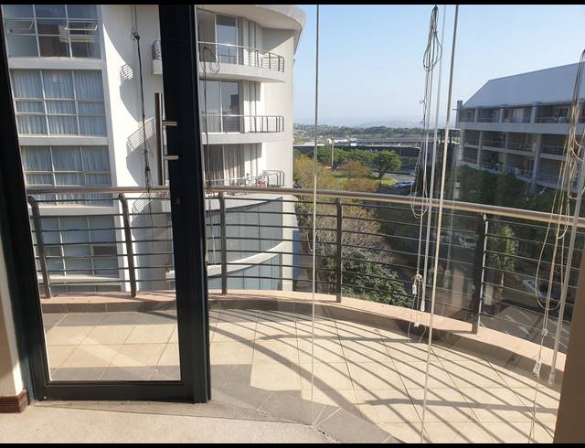 2 BEDROOM APARTMENT FOR SALE IN UMHLANGA RIDGE
